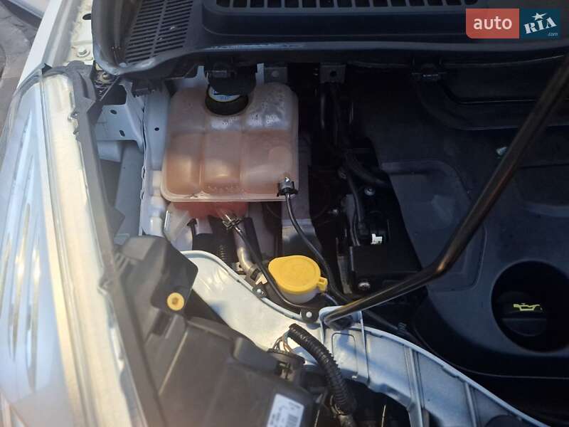 Внедорожник / Кроссовер Ford Kuga 2014 в Тернополе