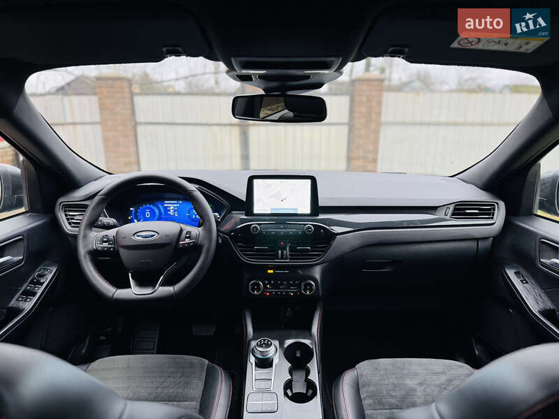 Позашляховик / Кросовер Ford Kuga 2023 в Лохвиці