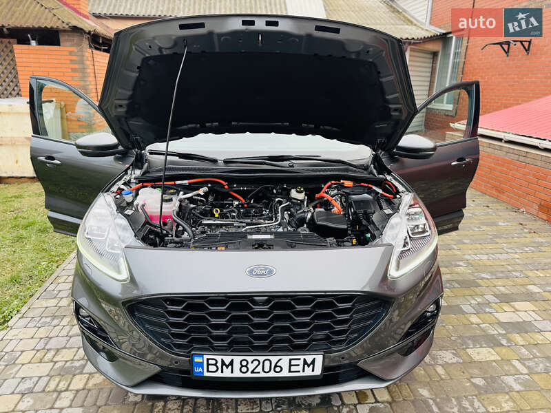 Позашляховик / Кросовер Ford Kuga 2023 в Лохвиці