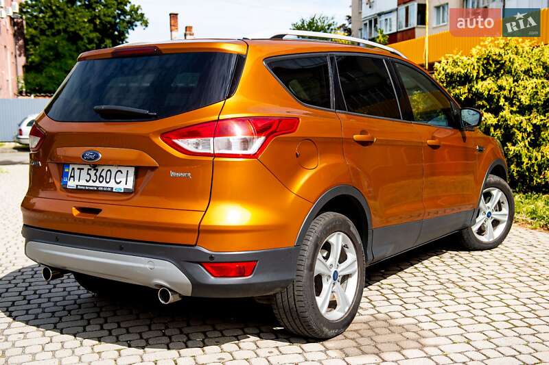 Позашляховик / Кросовер Ford Kuga 2015 в Івано-Франківську