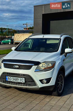 Позашляховик / Кросовер Ford Kuga 2010 в Мукачевому фото 4 Позашляховик / Кросовер Ford Kuga 2010 в Мукачевому