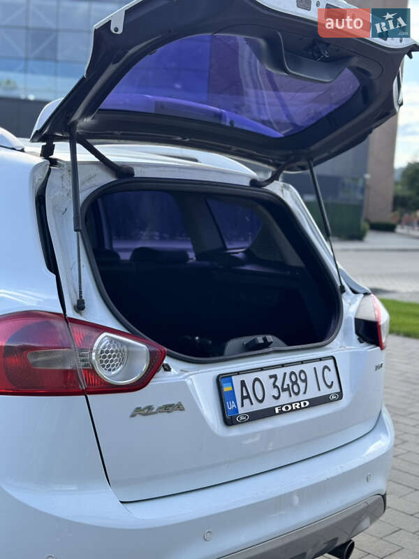 Позашляховик / Кросовер Ford Kuga 2010 в Мукачевому