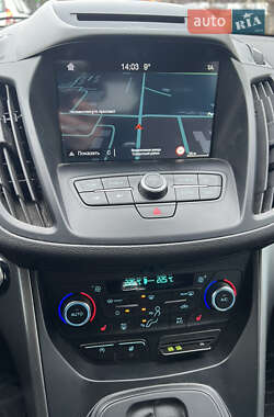 Внедорожник / Кроссовер Ford Kuga 2019 в Нетешине