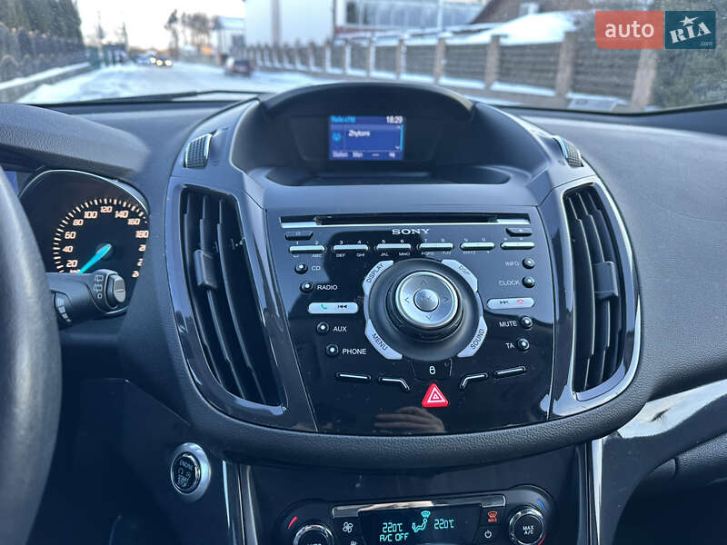 Позашляховик / Кросовер Ford Kuga 2014 в Житомирі фото 39 Позашляховик / Кросовер Ford Kuga 2014 в Житомирі