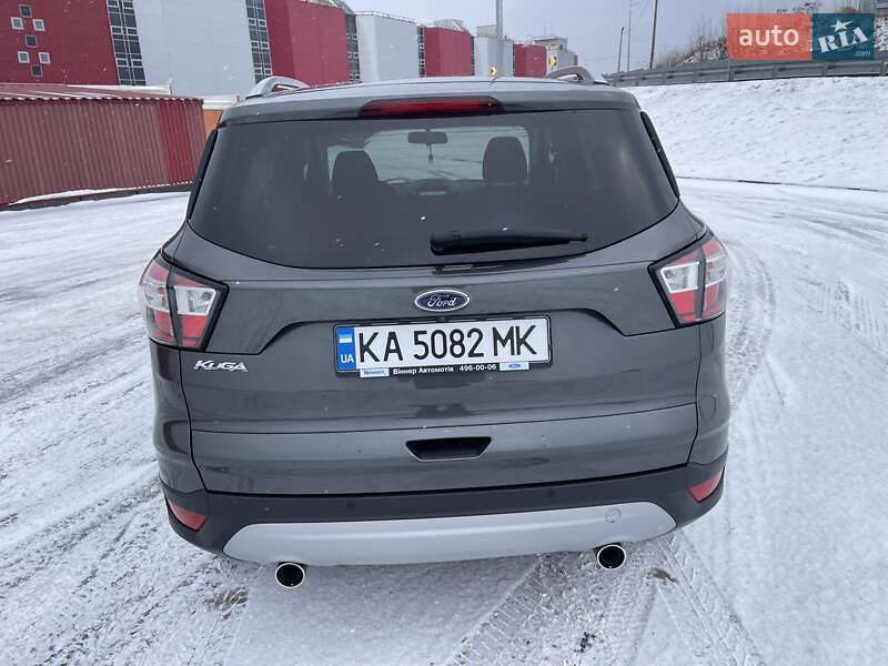 Позашляховик / Кросовер Ford Kuga 2018 в Києві