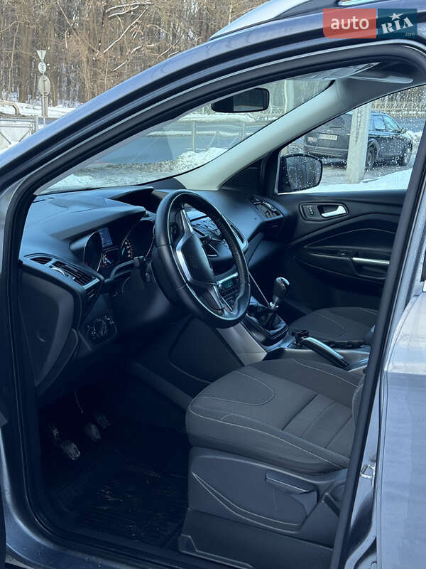 Позашляховик / Кросовер Ford Kuga 2013 в Тернополі