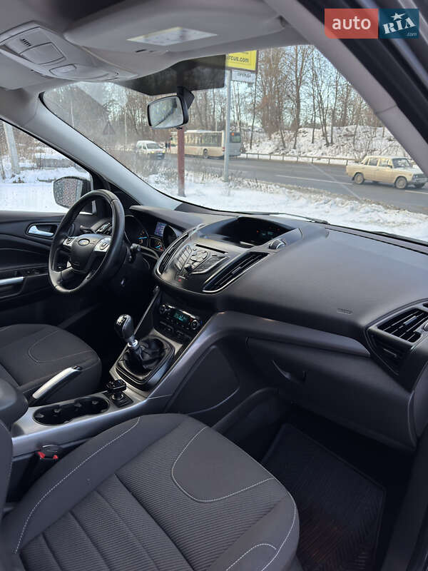 Позашляховик / Кросовер Ford Kuga 2013 в Тернополі