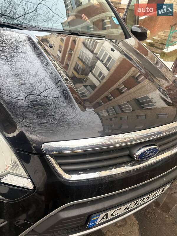 Внедорожник / Кроссовер Ford Kuga 2012 в Луцке фото 5 Внедорожник / Кроссовер Ford Kuga 2012 в Луцке