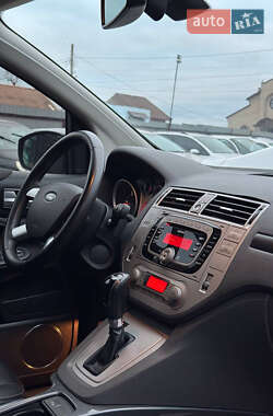 Внедорожник / Кроссовер Ford Kuga 2012 в Кривом Роге