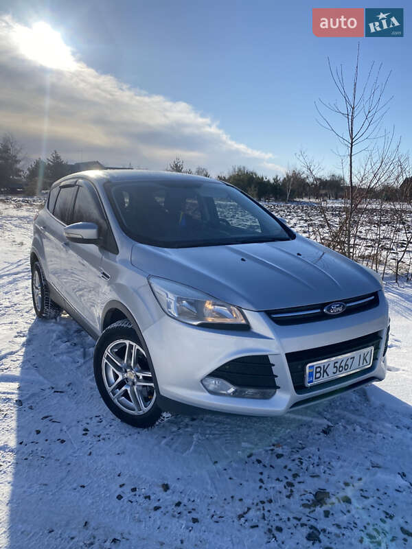 Позашляховик / Кросовер Ford Kuga 2014 в Луцьку