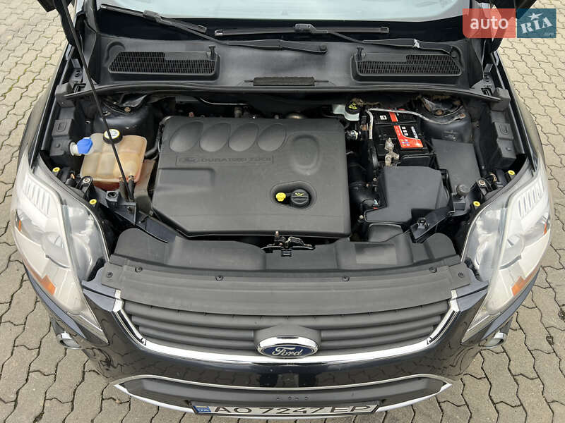 Внедорожник / Кроссовер Ford Kuga 2009 в Сваляве фото 24 Внедорожник / Кроссовер Ford Kuga 2009 в Сваляве