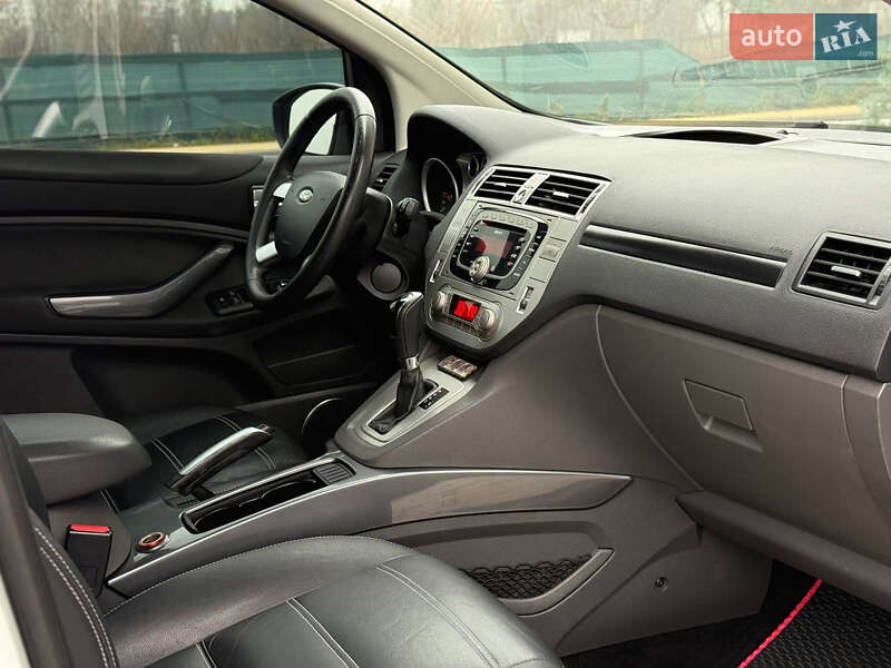 Позашляховик / Кросовер Ford Kuga 2010 в Ірпені