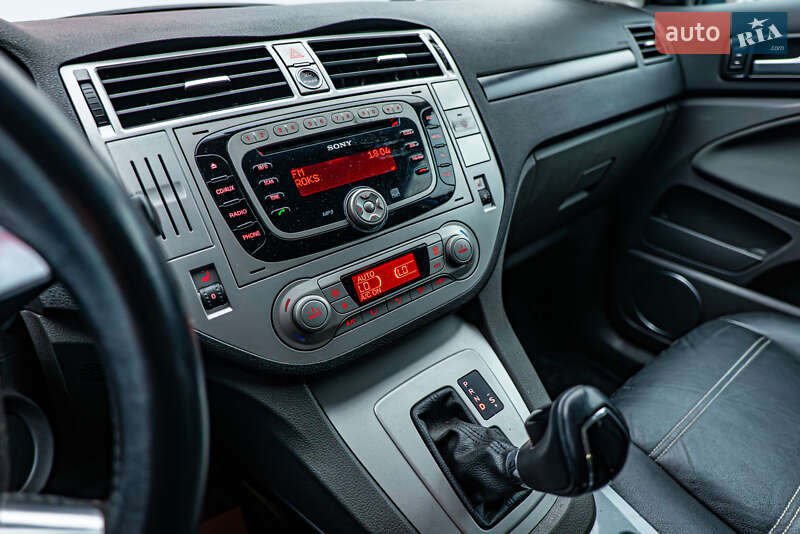 Внедорожник / Кроссовер Ford Kuga 2010 в Киеве