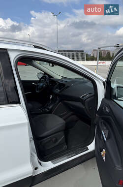 Внедорожник / Кроссовер Ford Kuga 2019 в Львове