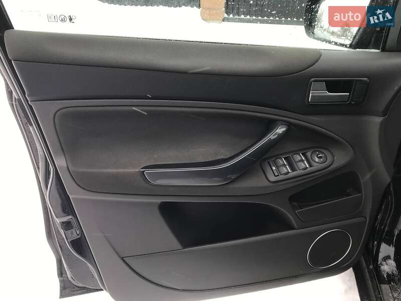 Внедорожник / Кроссовер Ford Kuga 2011 в Львове фото 7 Внедорожник / Кроссовер Ford Kuga 2011 в Львове