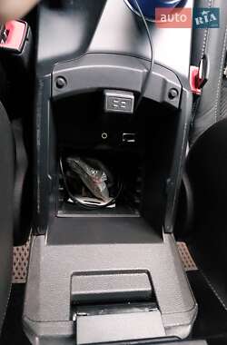 Внедорожник / Кроссовер Ford Kuga 2013 в Харькове