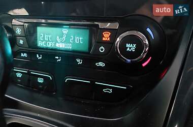 Внедорожник / Кроссовер Ford Kuga 2013 в Харькове