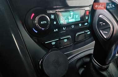 Внедорожник / Кроссовер Ford Kuga 2013 в Харькове