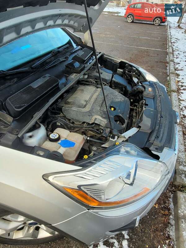 Позашляховик / Кросовер Ford Kuga 2011 в Києві