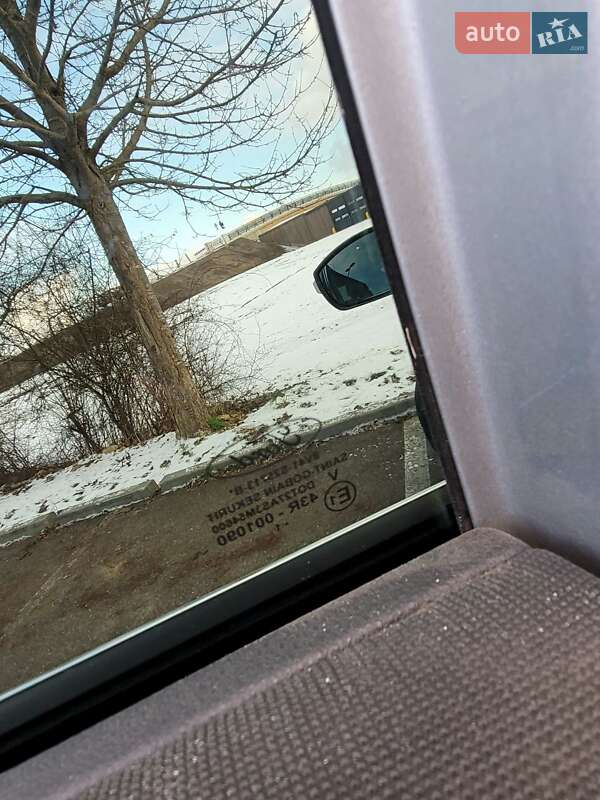 Позашляховик / Кросовер Ford Kuga 2011 в Києві