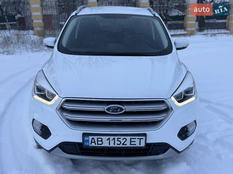 Внедорожник / Кроссовер Ford Kuga 2016 в Тульчине фото 6 Внедорожник / Кроссовер Ford Kuga 2016 в Тульчине