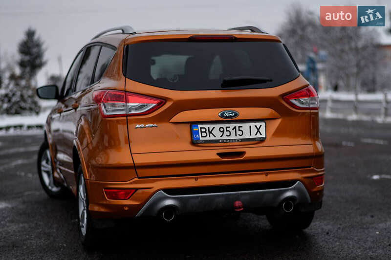 Внедорожник / Кроссовер Ford Kuga 2014 в Дубно