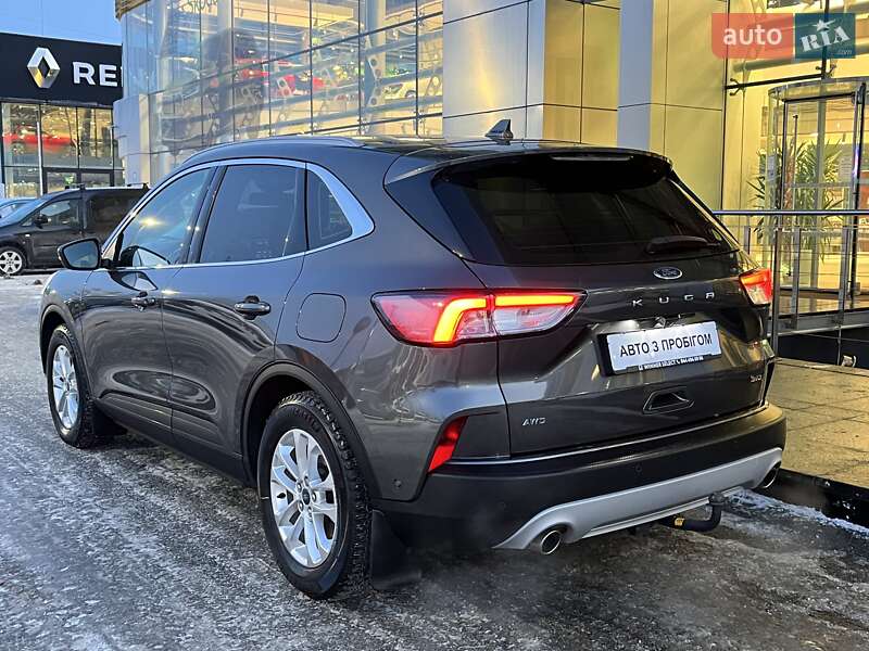 Внедорожник / Кроссовер Ford Kuga 2020 в Киеве