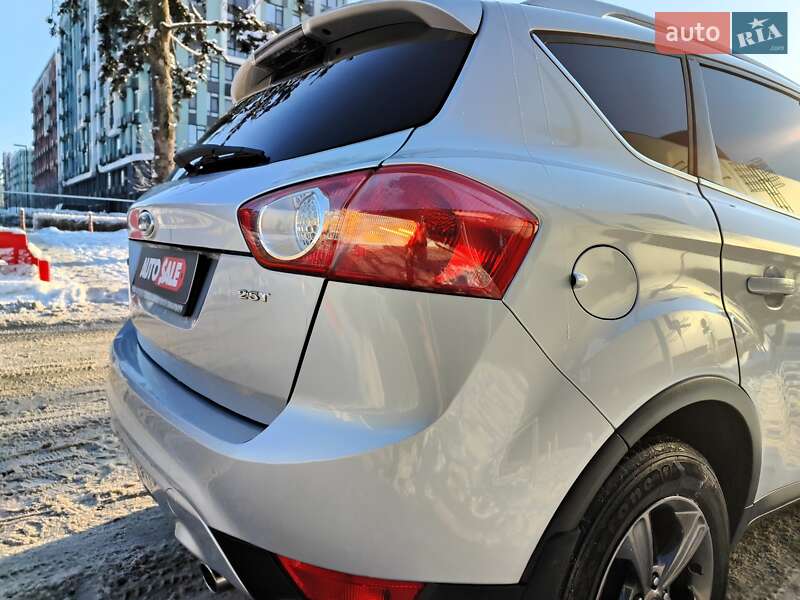 Внедорожник / Кроссовер Ford Kuga 2009 в Киеве