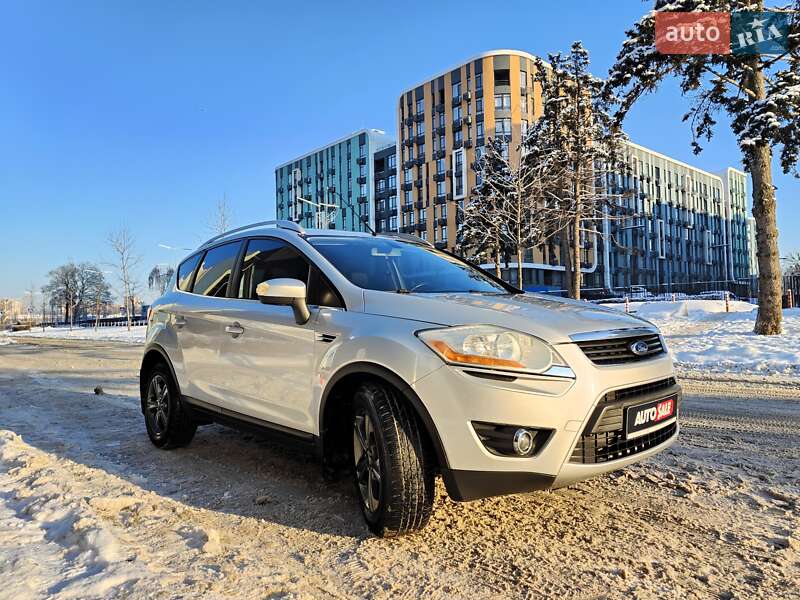 Внедорожник / Кроссовер Ford Kuga 2009 в Киеве