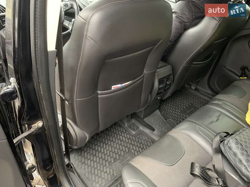 Внедорожник / Кроссовер Ford Kuga 2013 в Хмельницком