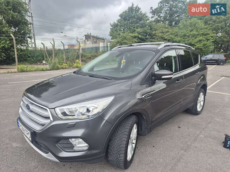 Внедорожник / Кроссовер Ford Kuga 2019 в Львове