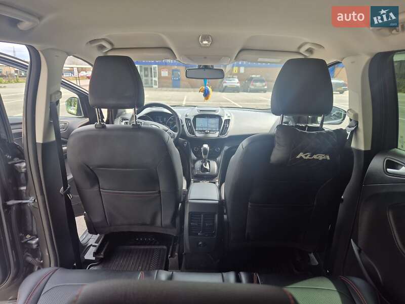 Внедорожник / Кроссовер Ford Kuga 2019 в Львове