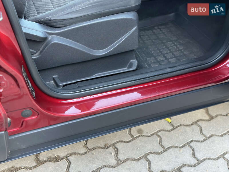 Внедорожник / Кроссовер Ford Kuga 2015 в Львове фото 57 Внедорожник / Кроссовер Ford Kuga 2015 в Львове