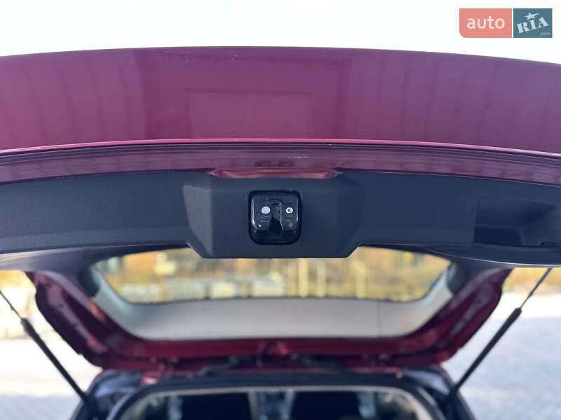 Внедорожник / Кроссовер Ford Kuga 2015 в Львове фото 84 Внедорожник / Кроссовер Ford Kuga 2015 в Львове