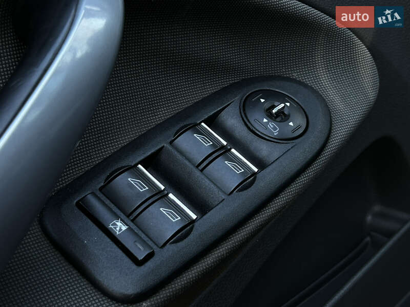 Внедорожник / Кроссовер Ford Kuga 2011 в Николаеве