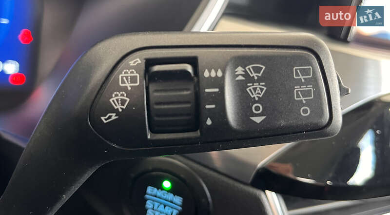 Позашляховик / Кросовер Ford Kuga 2021 в Львові