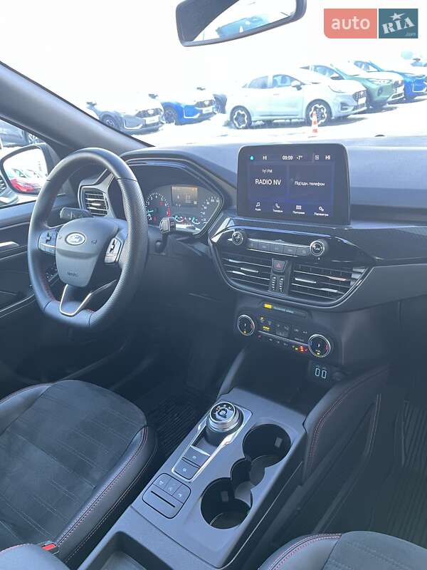 Позашляховик / Кросовер Ford Kuga 2023 в Києві