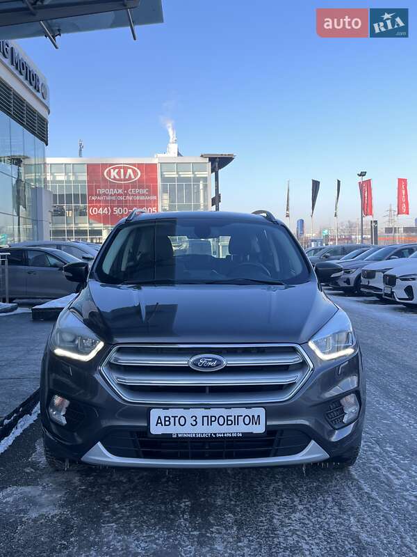 Позашляховик / Кросовер Ford Kuga 2019 в Києві
