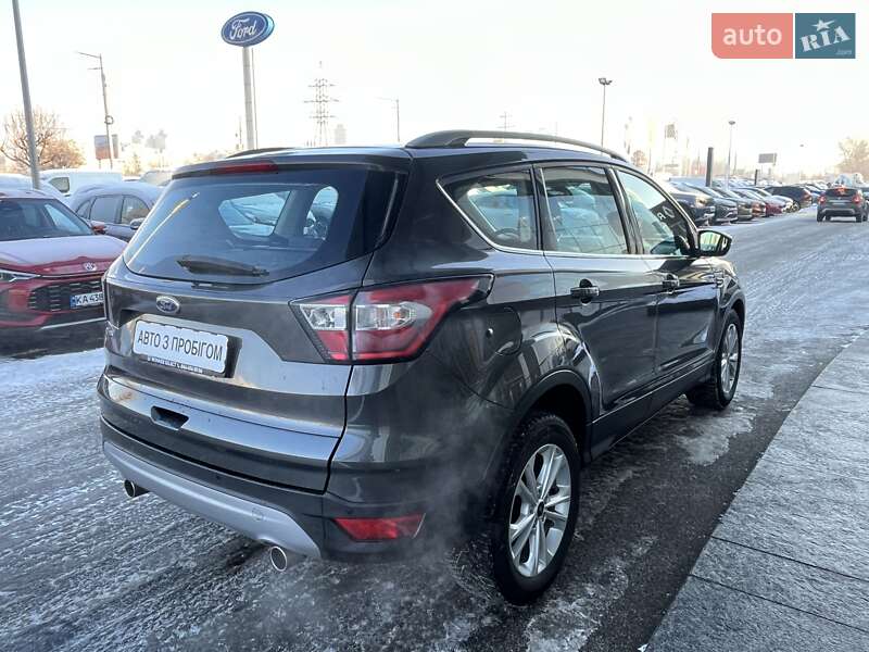 Позашляховик / Кросовер Ford Kuga 2019 в Києві