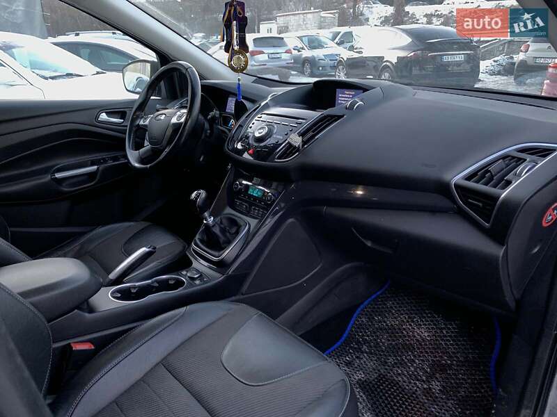 Позашляховик / Кросовер Ford Kuga 2015 в Вінниці