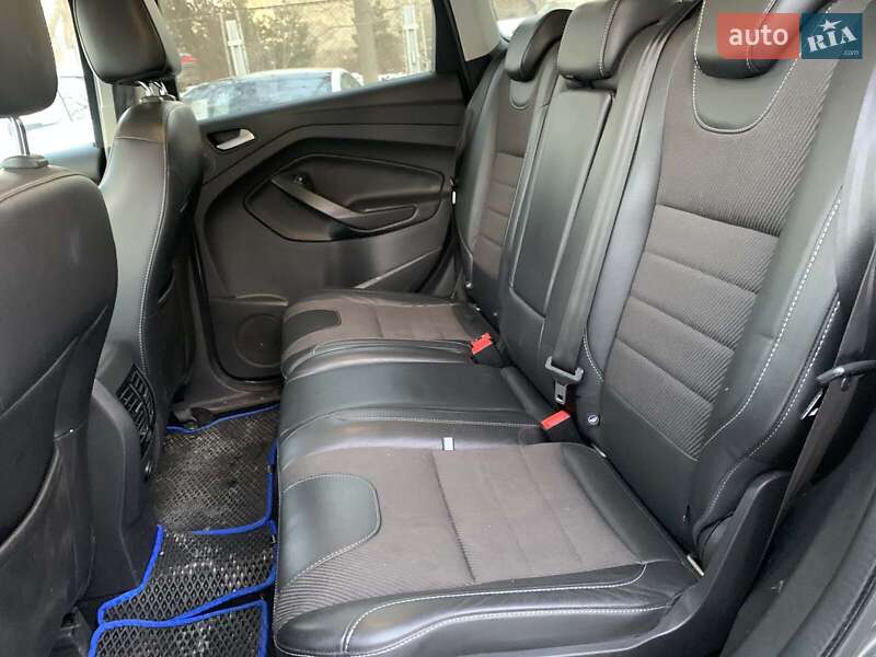 Позашляховик / Кросовер Ford Kuga 2015 в Вінниці