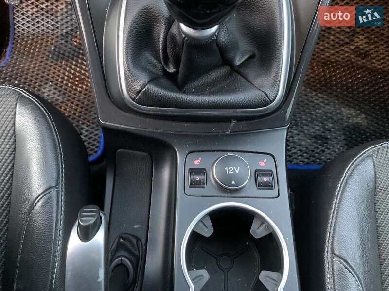 Позашляховик / Кросовер Ford Kuga 2015 в Вінниці