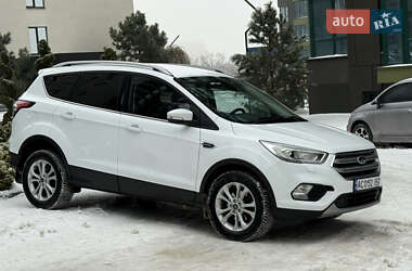 Внедорожник / Кроссовер Ford Kuga 2019 в Киеве