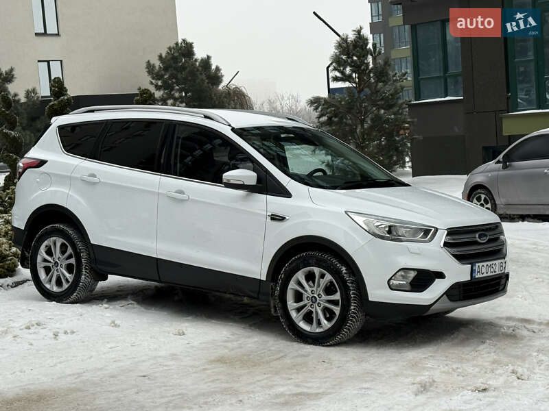 Внедорожник / Кроссовер Ford Kuga 2019 в Киеве фото Внедорожник / Кроссовер Ford Kuga 2019 в Киеве