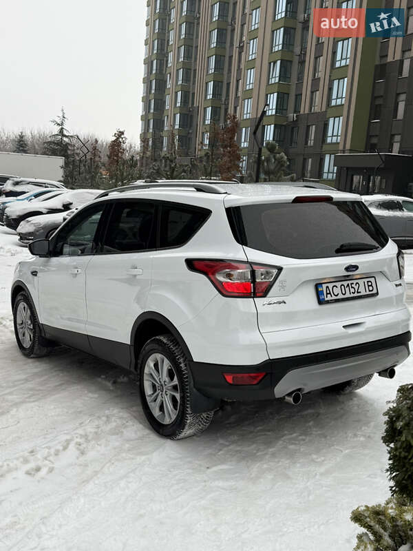 Внедорожник / Кроссовер Ford Kuga 2019 в Киеве фото 6 Внедорожник / Кроссовер Ford Kuga 2019 в Киеве