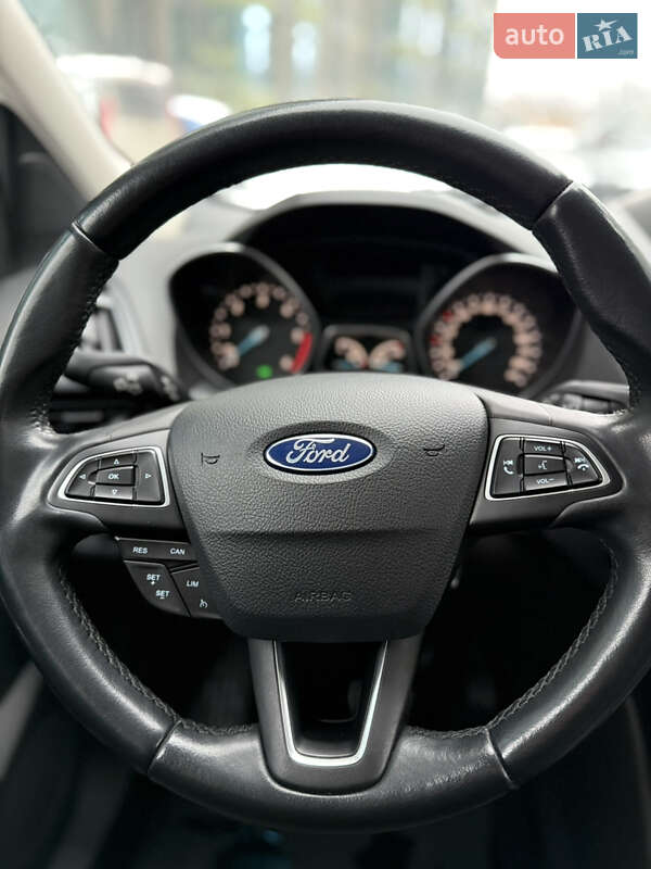 Внедорожник / Кроссовер Ford Kuga 2019 в Киеве фото 16 Внедорожник / Кроссовер Ford Kuga 2019 в Киеве