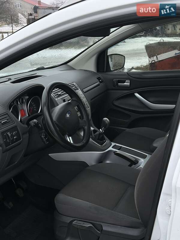 Позашляховик / Кросовер Ford Kuga 2012 в Полтаві фото 3 Позашляховик / Кросовер Ford Kuga 2012 в Полтаві