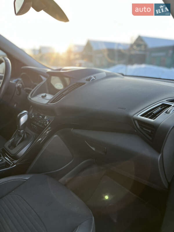 Внедорожник / Кроссовер Ford Kuga 2019 в Киеве фото 32 Внедорожник / Кроссовер Ford Kuga 2019 в Киеве