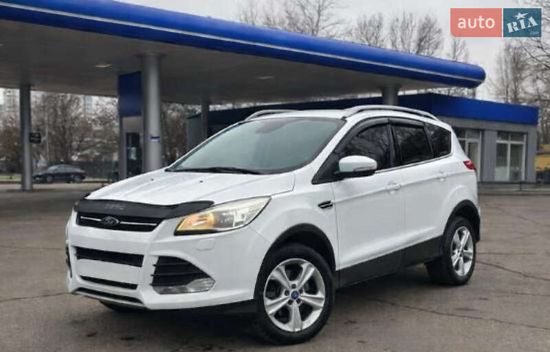 Позашляховик / Кросовер Ford Kuga 2016 в Миколаєві