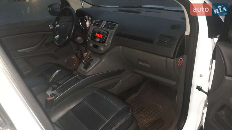 Позашляховик / Кросовер Ford Kuga 2011 в Миргороді